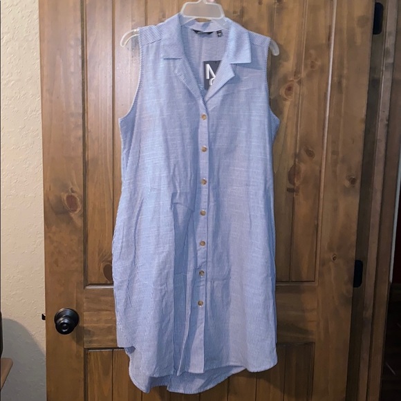 Mlle Gabrielle Dresses & Skirts - Mlle Gabrielle Button up Dress